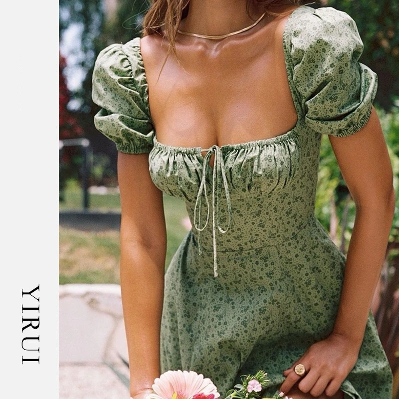 显瘦显身材 复古设计感小众鱼骨方领泡泡袖开衩连衣裙C-1303