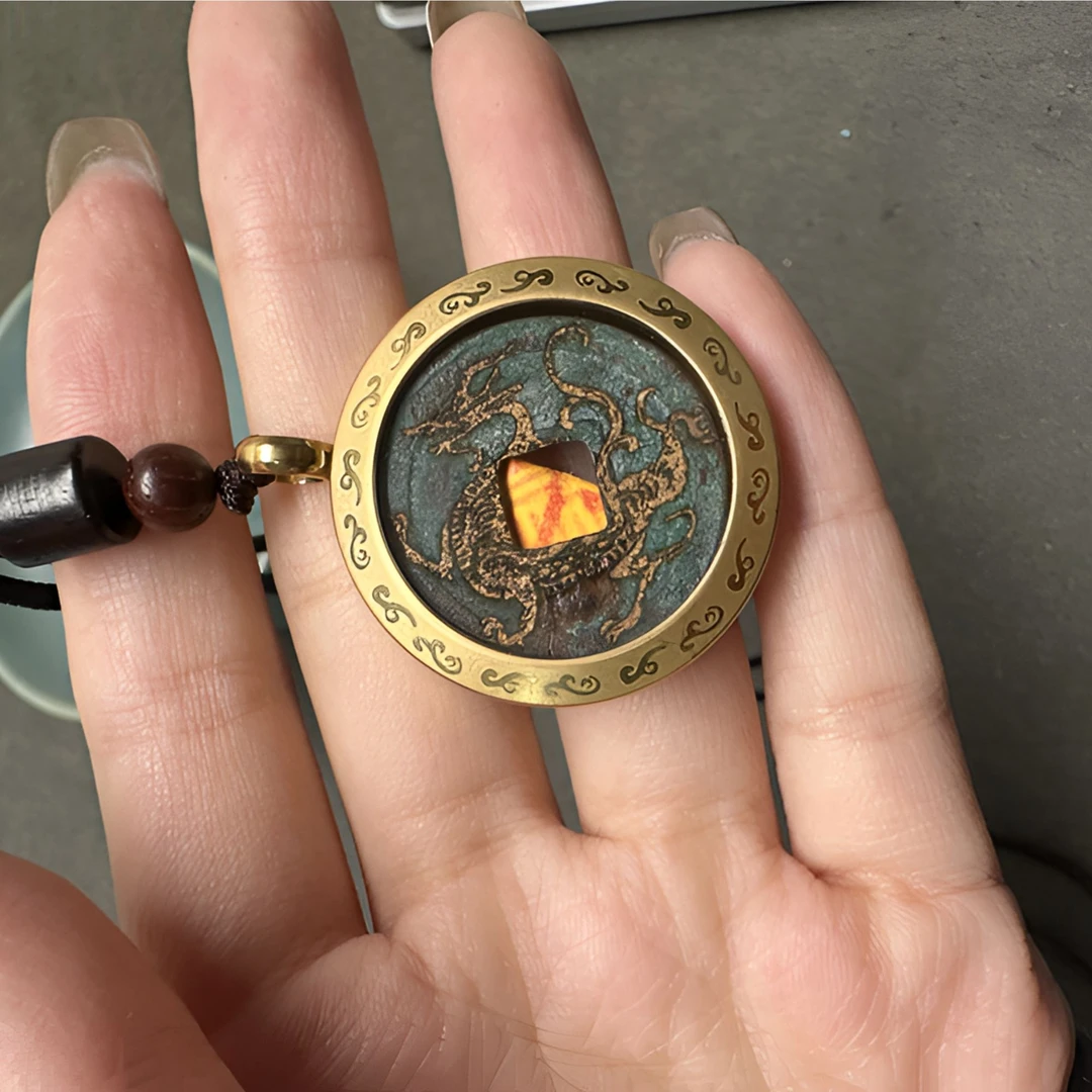 铜 开元带壳带绳 青龙吊坠 现代花钱