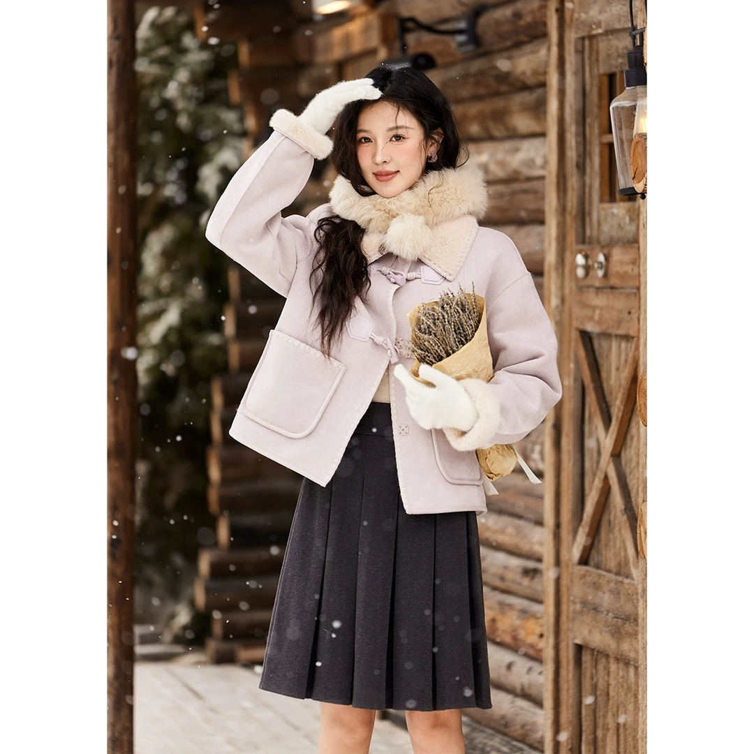 谜秀新品牛角扣外套女短款2024冬季休闲绒加厚夹克保暖秋冬女