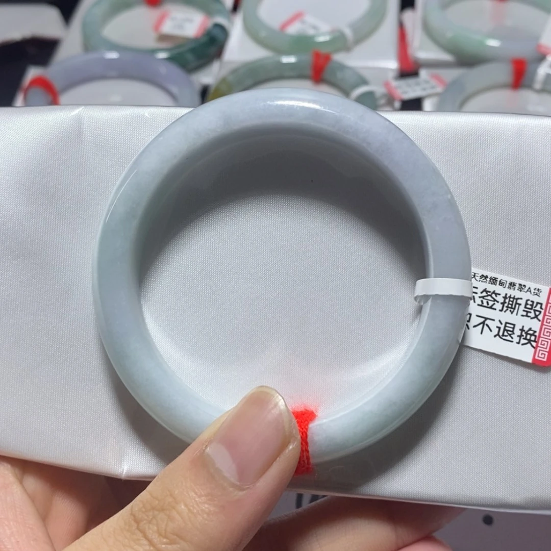 【闪购商品】翡翠手镯未镶嵌睡****我