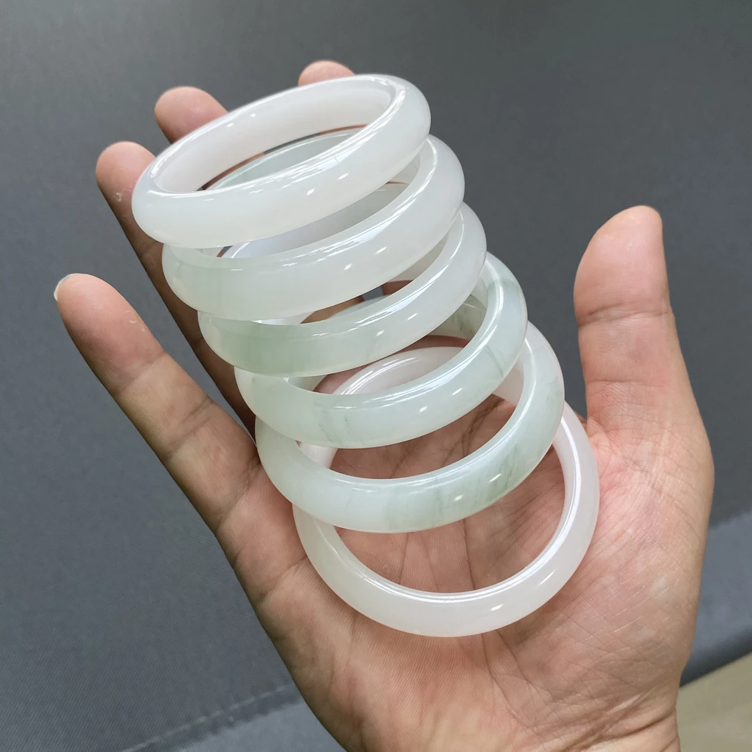 天然玉石小圈玉镯只剩少翠白色【微瑕】多样性发货拍一发一