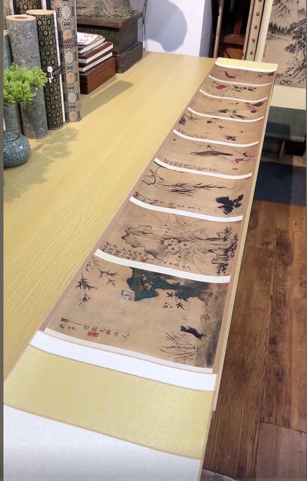 清 华喦 花鸟草虫图八开 (合集卷) 花鸟178.35X27.4cm  收藏不详