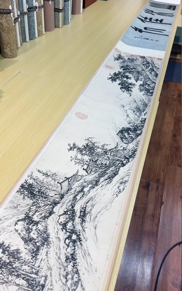 明 沈周仿巨然山水图 纸本 山水536.89x26.31cm-CJ台北故宫