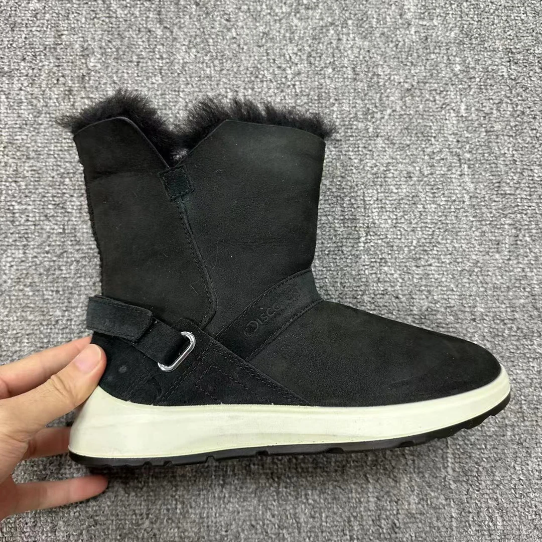 上新款时尚户外靴子雪地靴 F081