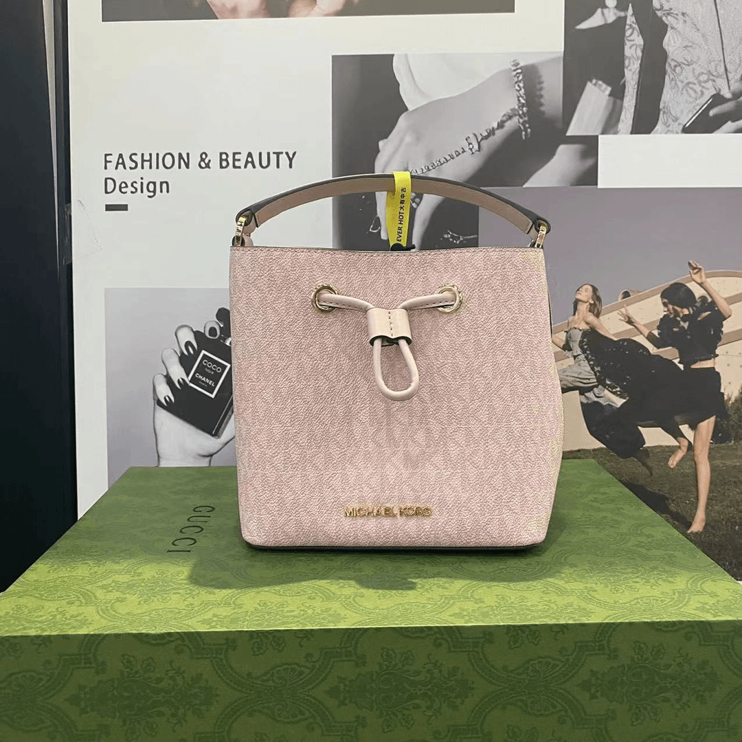 95新 MICHAELKORS/迈克高仕 大有/MK粉水桶手提包/C0076/34921