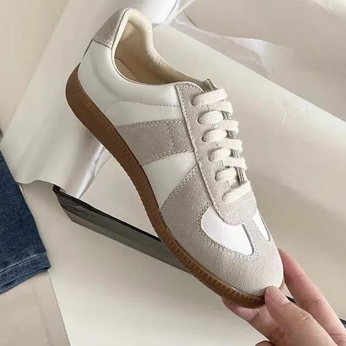 万达撤柜头层牛皮德训鞋秋季新款小白鞋低帮板鞋女休闲鞋潮百搭软