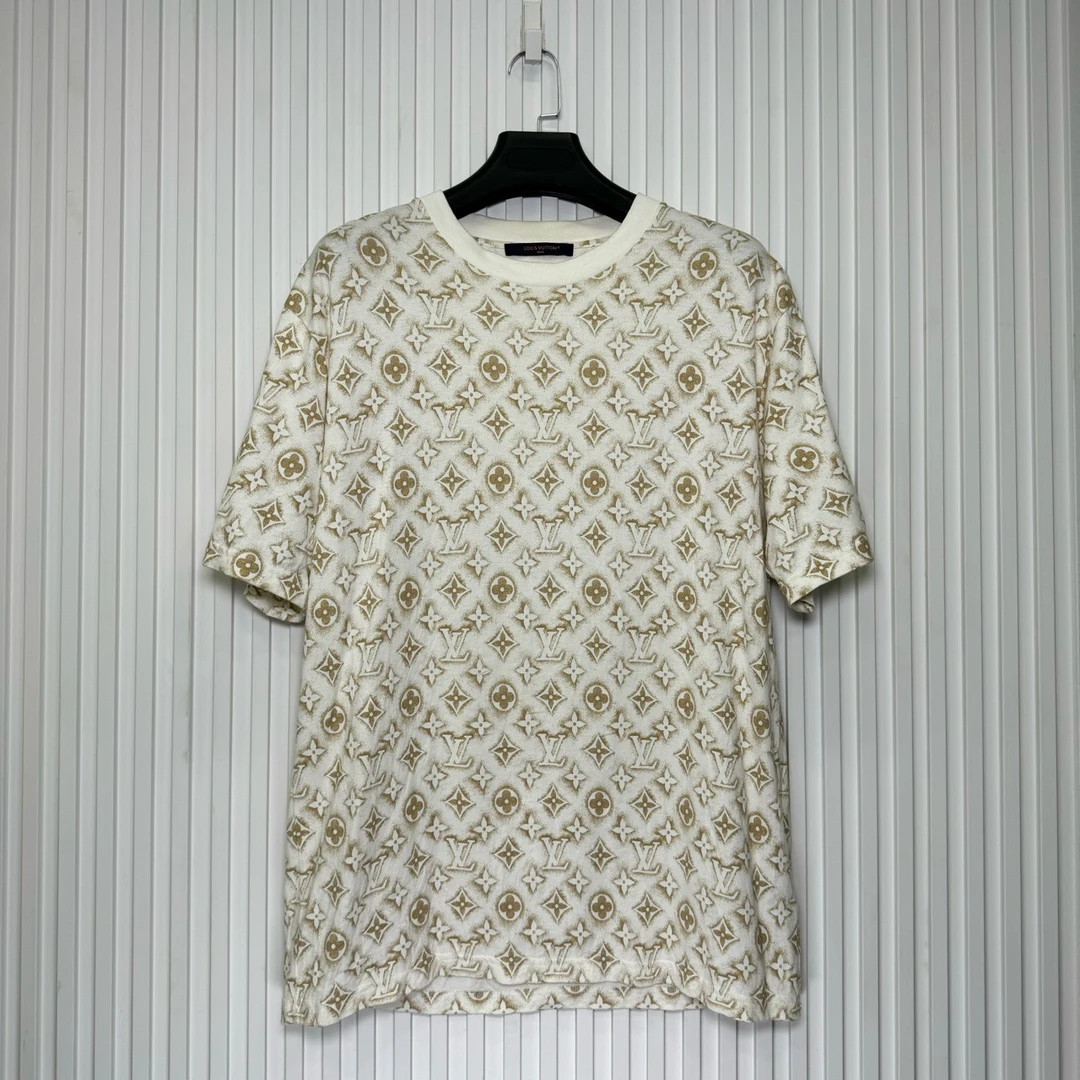 Louis Vuitton LV 米白色老花满logo短袖 XL码/98新/无配件