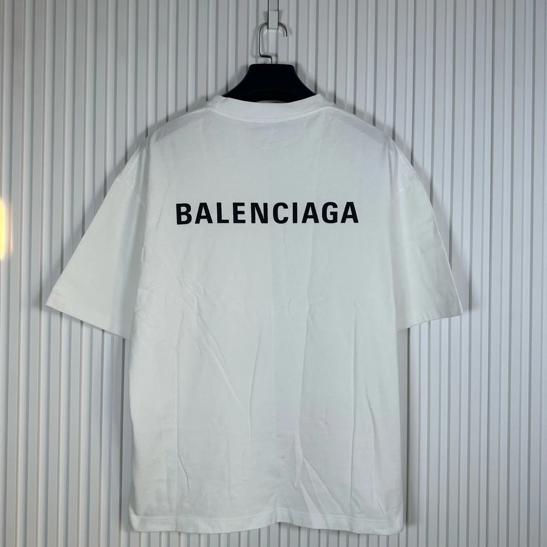 Balenciaga 巴黎世家 白色logo短袖 L码/95新/无配件