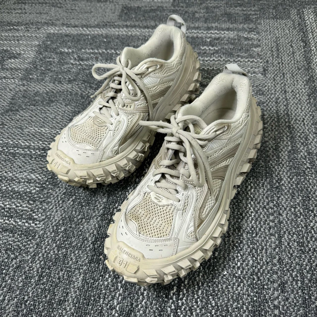 Balenciaga 巴黎世家 米色轮胎鞋 41码/95新/无配件