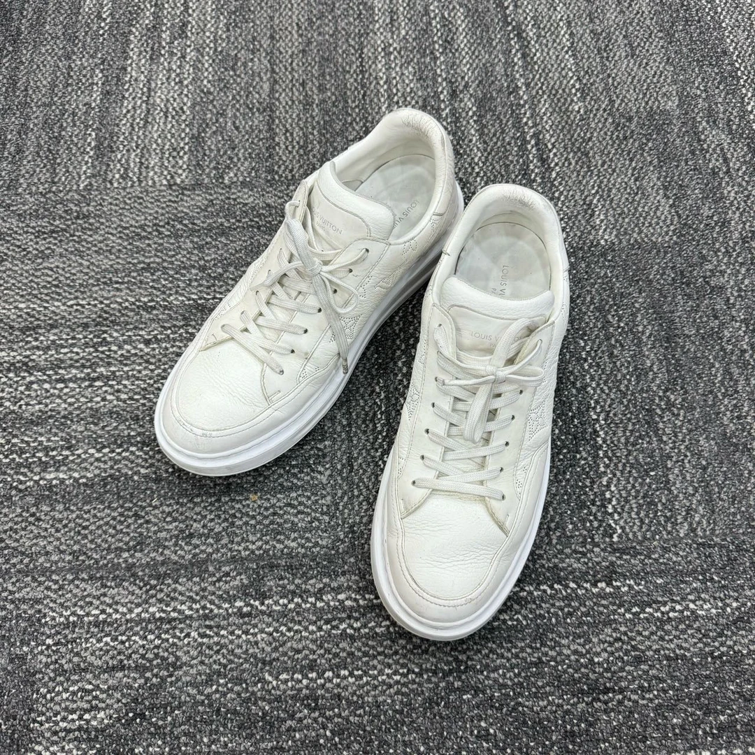 95新 LouisVuitton/路易威登 比弗利山庄满印运动鞋 44码/无配件