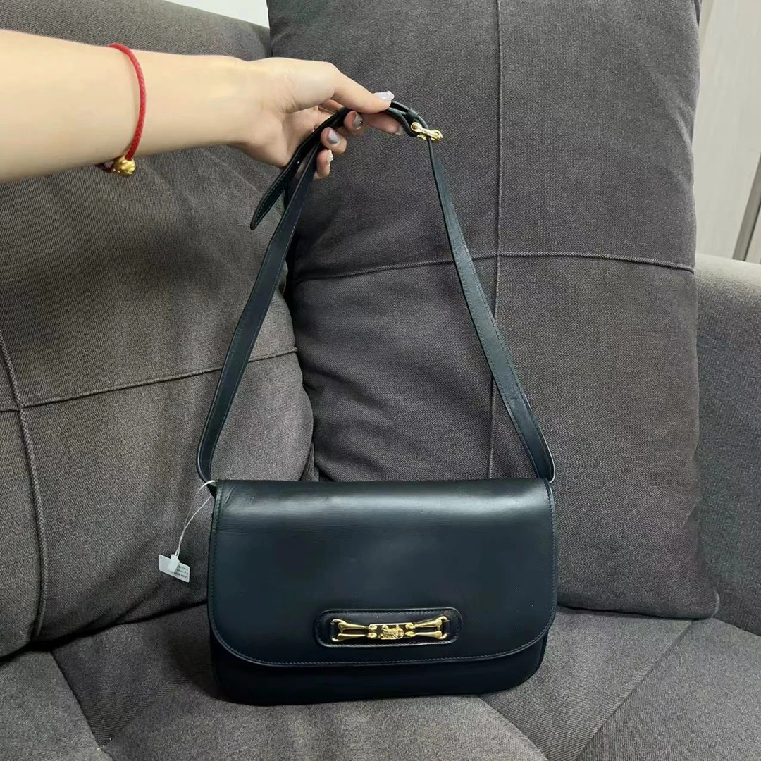 95新 Celine/思琳 兔兔奢/思琳斜挎包/240324022
