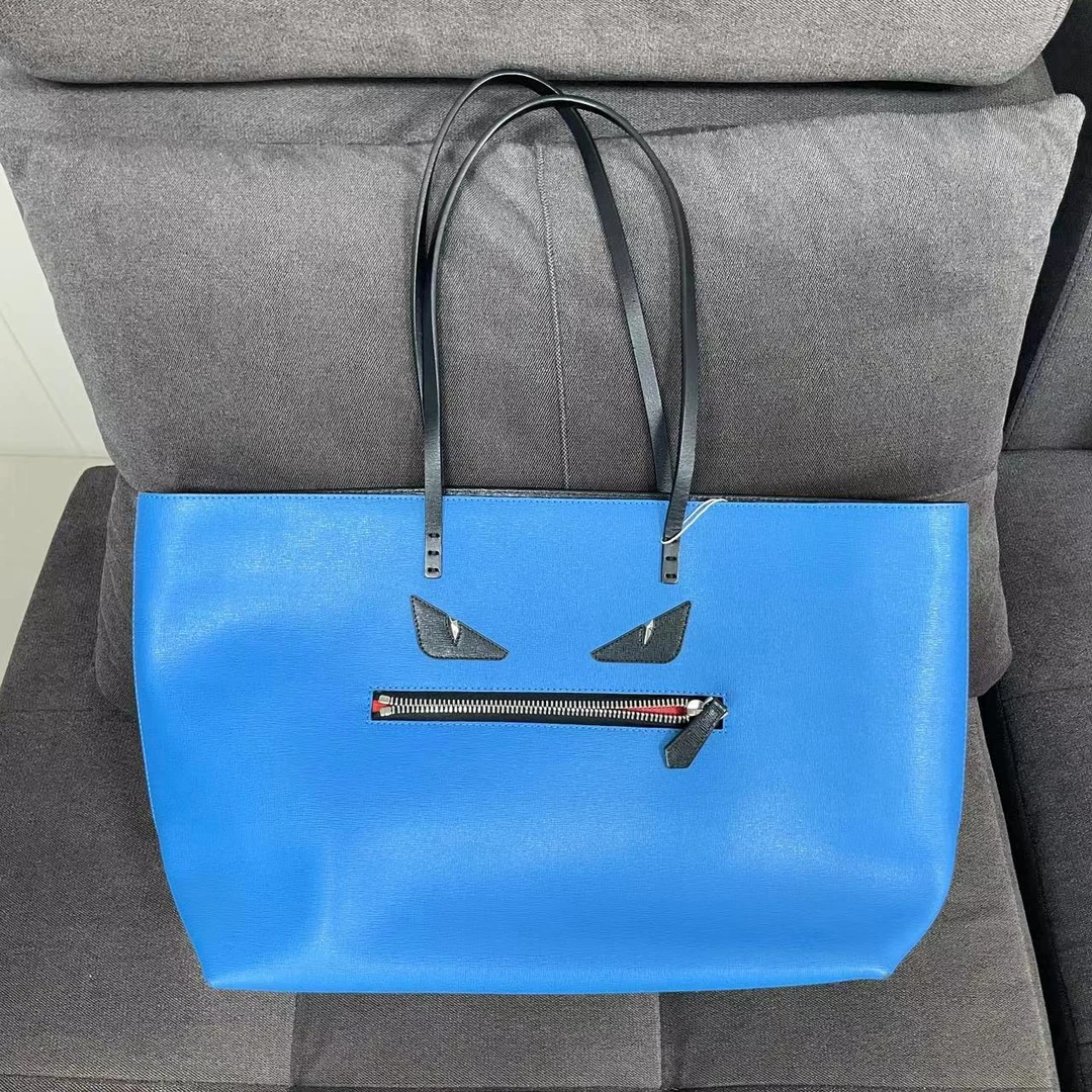 95新 FENDI/芬迪 小琪/芬迪托特包/230206057