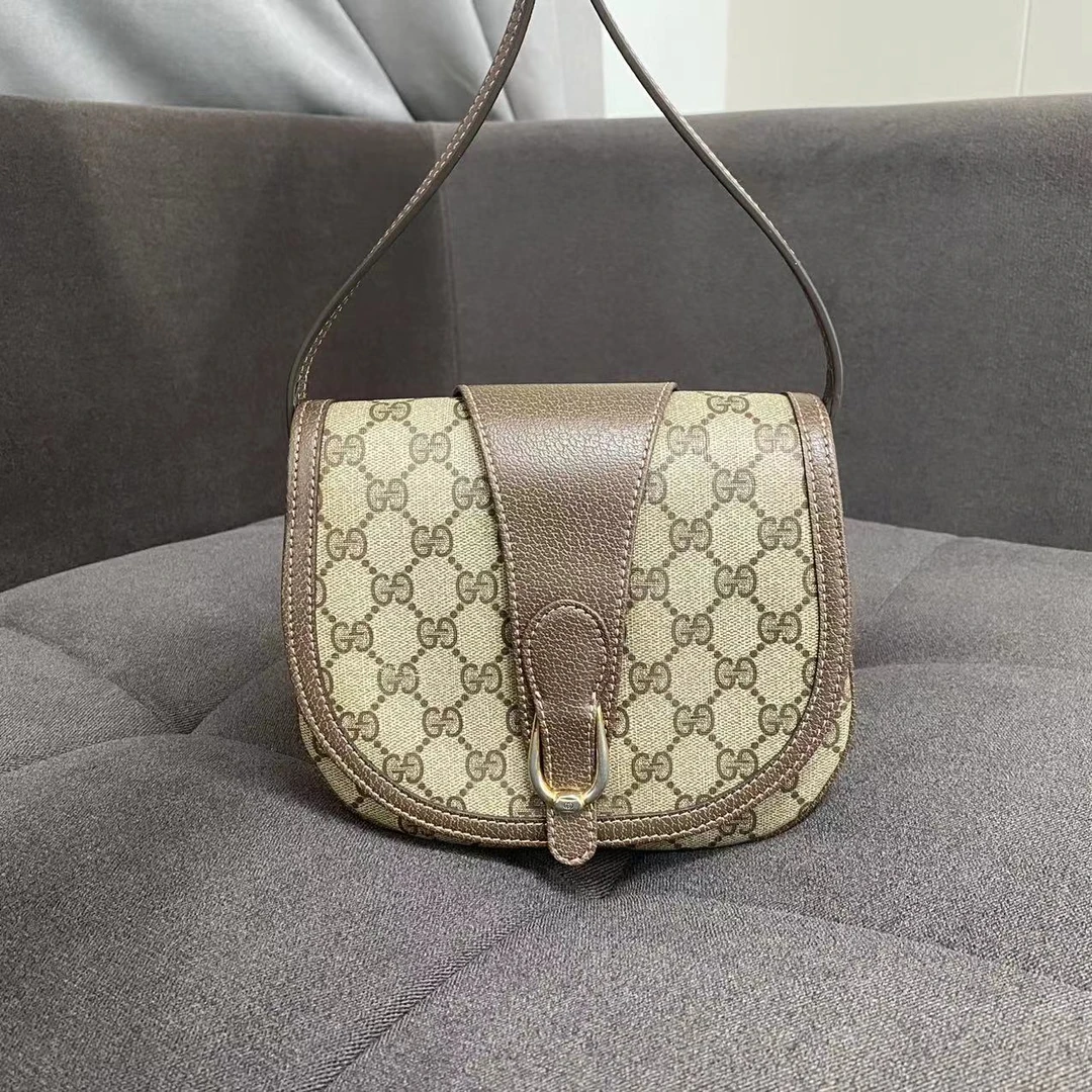 95新 GUCCI/古驰 兔兔奢淼淼/古驰斜挎包/240427060