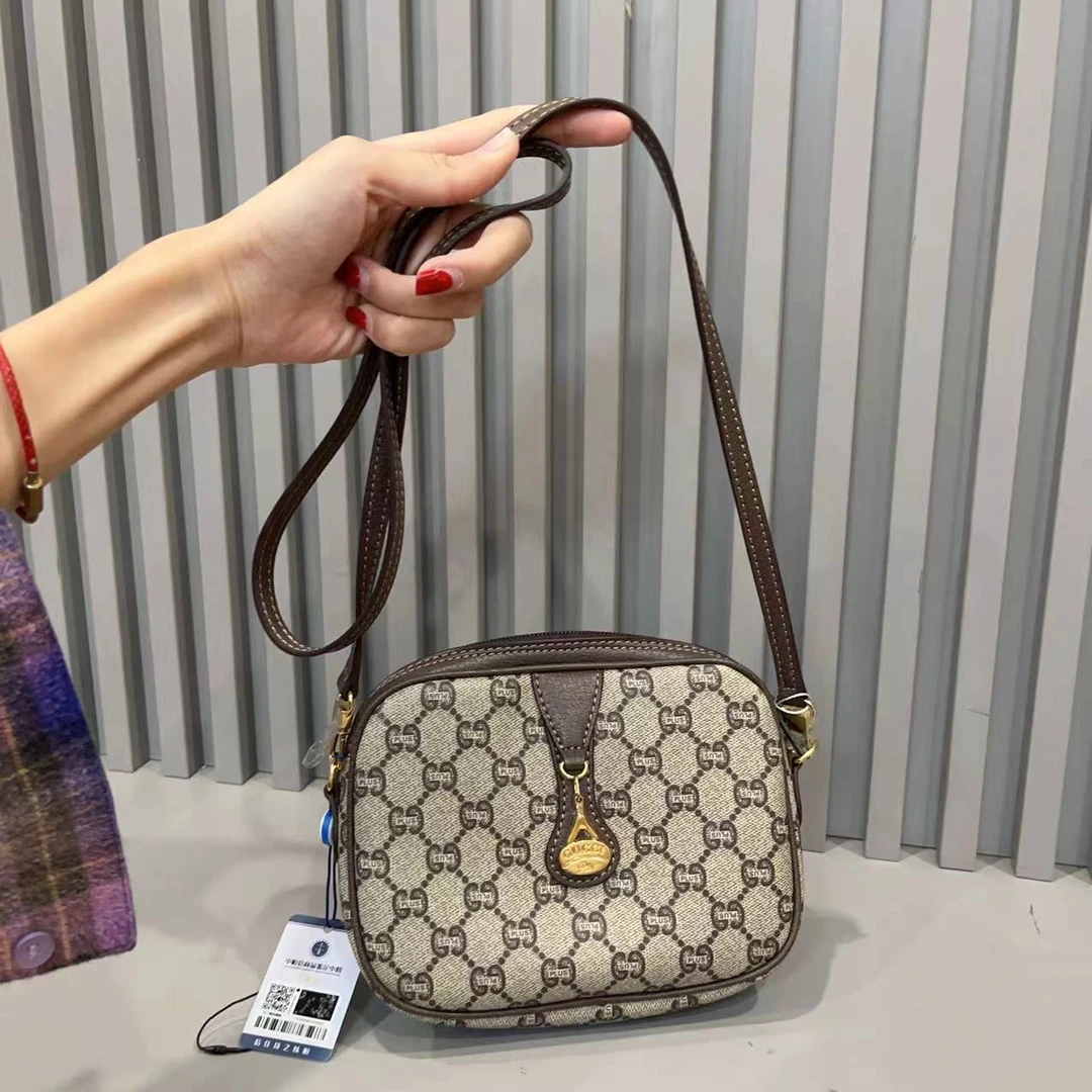 95新 GUCCI/古驰 兔兔奢欣欣/古驰斜挎包/240719019