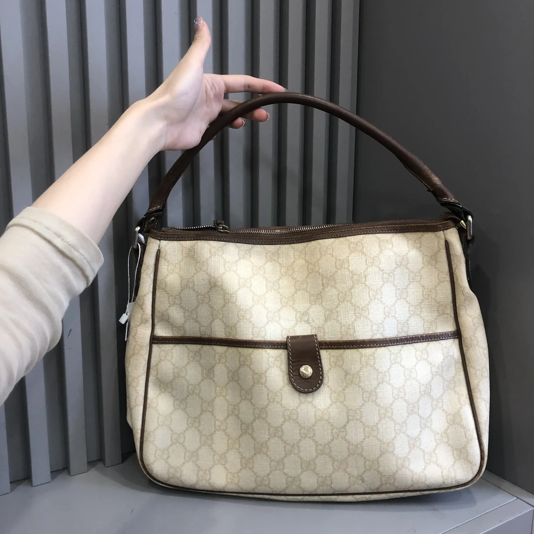 90新 GUCCI/古驰 兔兔奢/古驰手提包/240626074