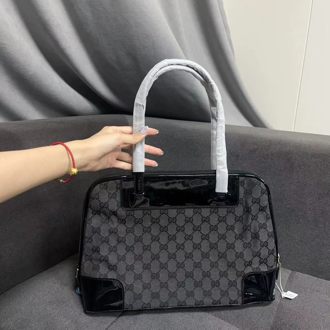 95新 GUCCI/古驰 兔兔奢/古驰单肩包/240307160