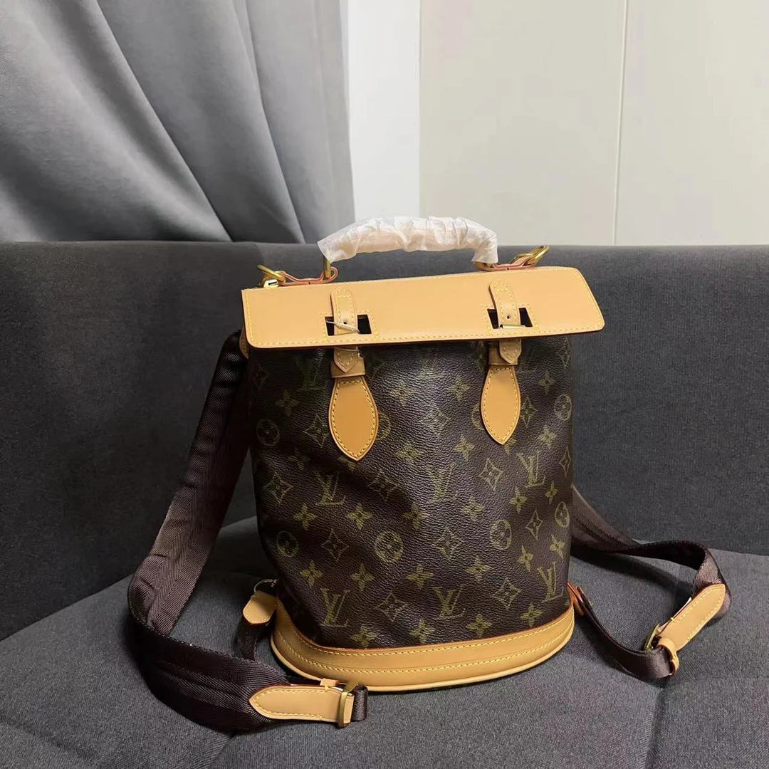 95新 LouisVuitton/路易威登 兔兔奢/LV小号水桶包包/230610096
