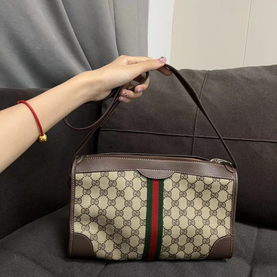 95新 GUCCI/古驰 兔兔奢/古驰斜挎包/240416018