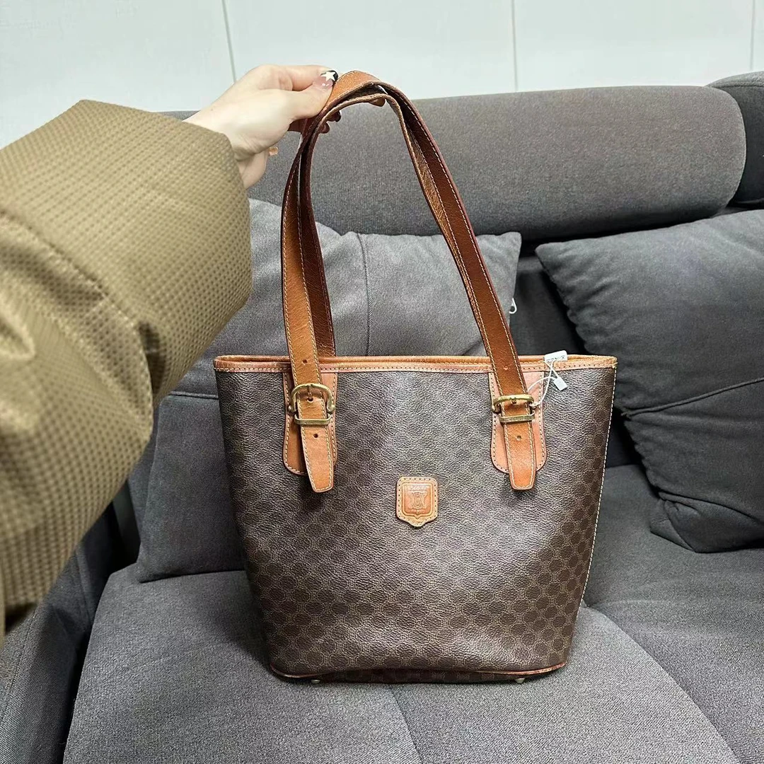 95新 Celine/思琳 兔兔奢淼淼/95新/思琳水桶包/240313134