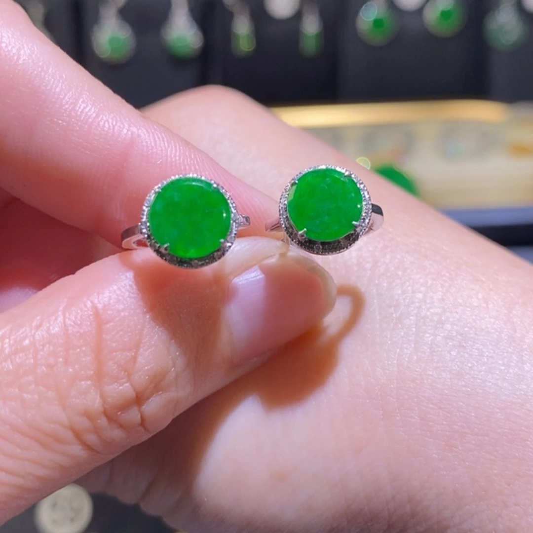 【闪购商品】翡翠耳饰18K金镶嵌耳包