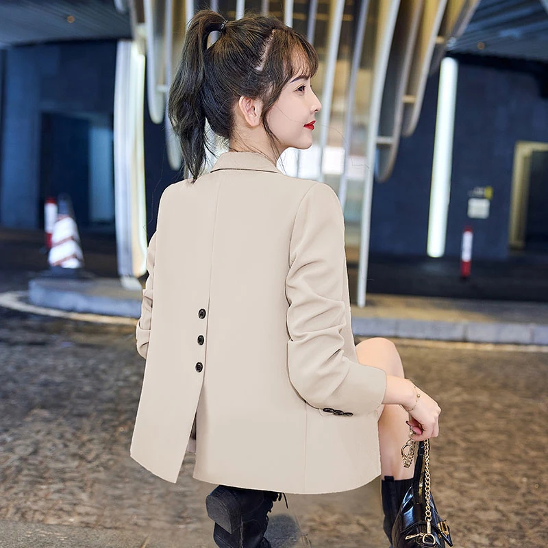 短款米白色西装外套女小个子2025春秋新款设计感休闲韩版西服上衣