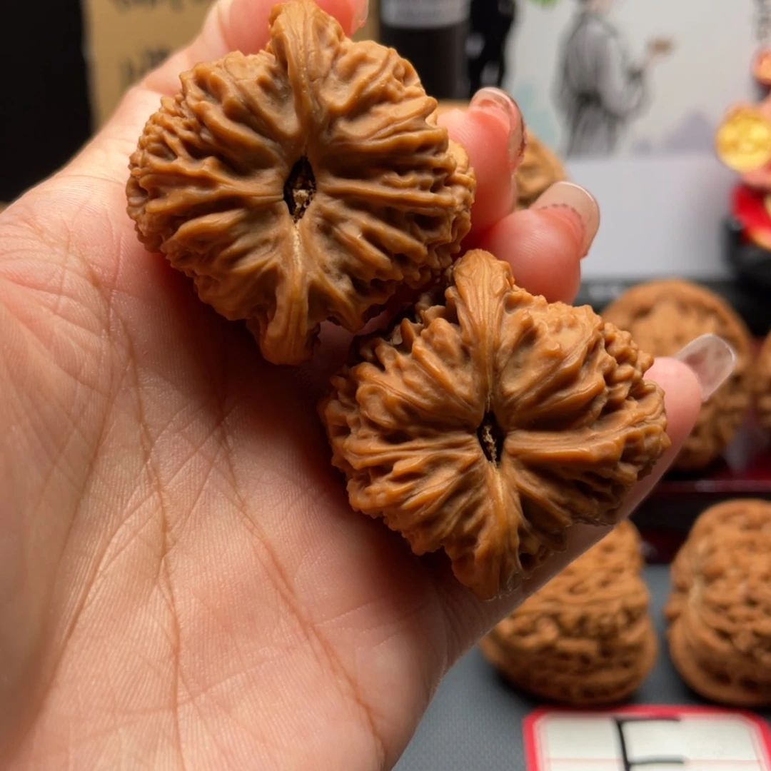 【闪购商品】文玩核桃把件季*51号三角炮