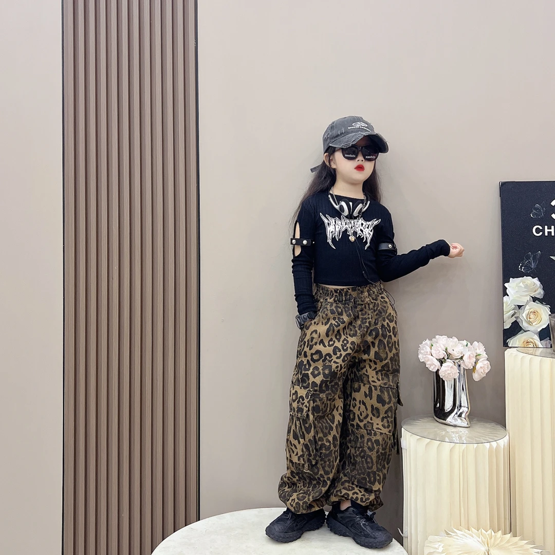 女童秋季潮酷帅气街舞风豹纹工装裤中大童直筒裤个性露腰打底衫潮