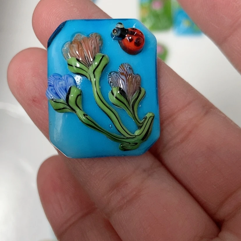 【闪购商品】琉璃手工艺品啊*