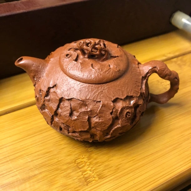 朱泥 半手太湖石供春