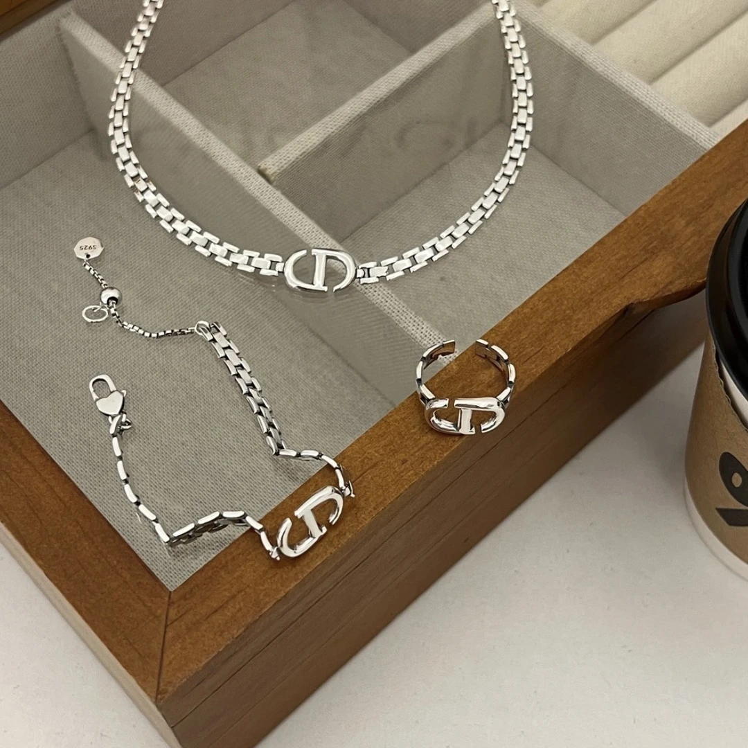 925银手链 《魔法学校》韩版时尚酷甜风猪鼻子拼接表带手链