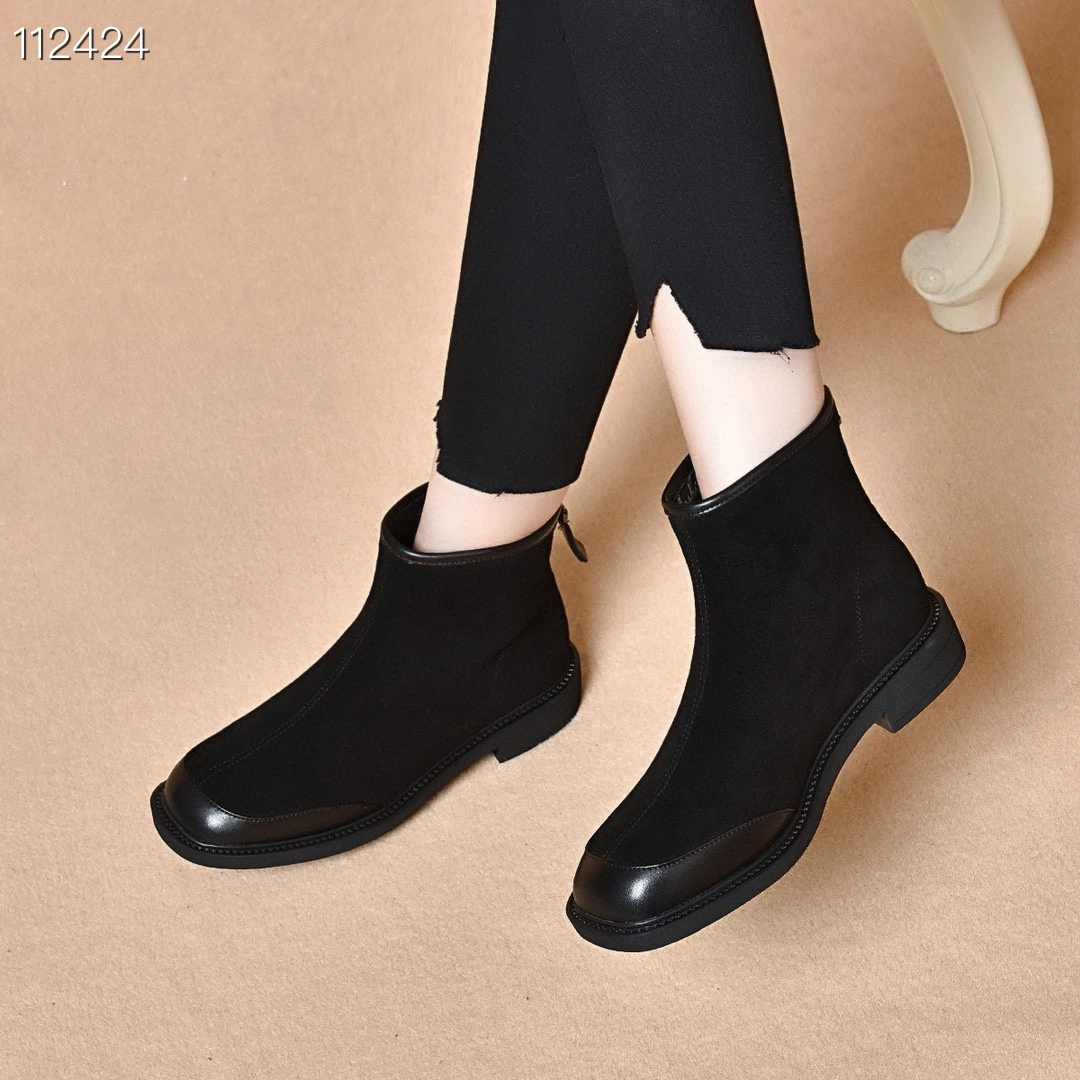 新款短靴低跟绒面女靴时尚百搭加绒黑色靴子秋冬季圆头短筒马丁靴