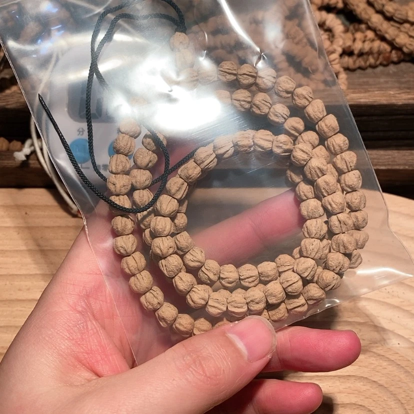 【闪购商品】柏香籽/百香籽吊坠艾****L