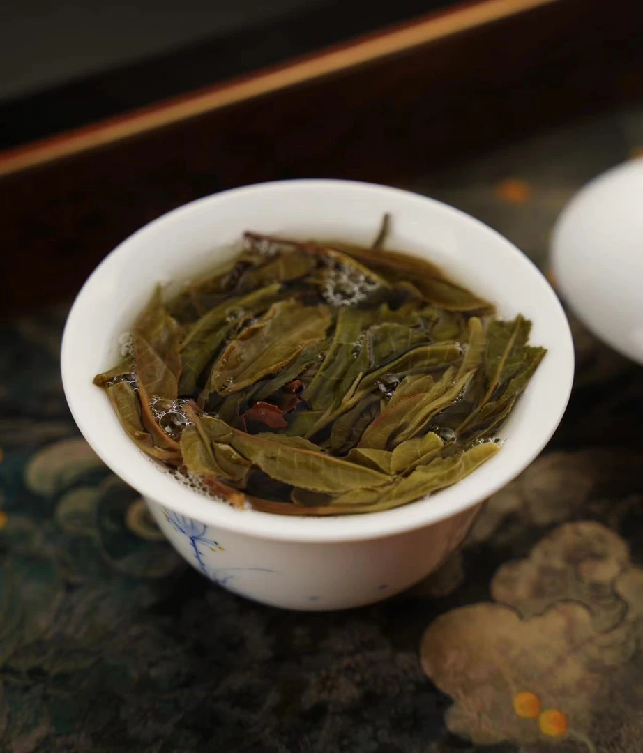 2024年冰岛老寨春茶（散茶）春天的第一口鲜