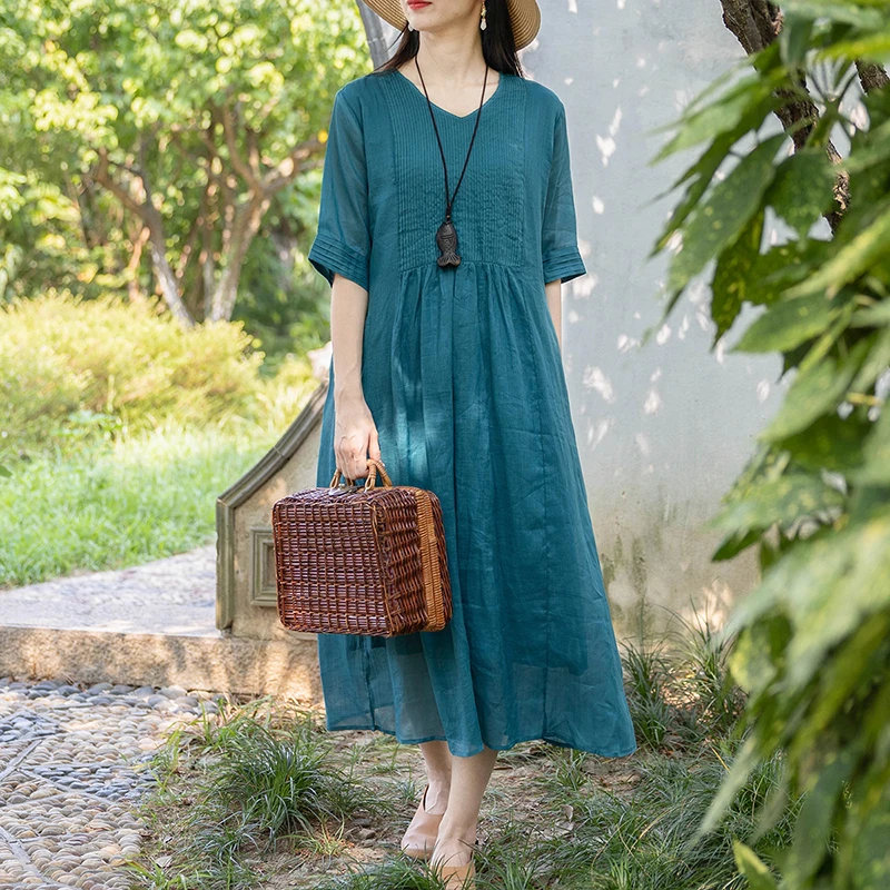 春夏季纯色复古圆领抽褶苎麻显瘦显白连衣裙文艺棉麻女装通勤裙子