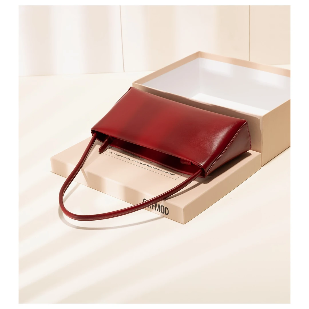 GXFMOD  新品牛皮红色本命年新年结婚包时尚简约腋下包单肩斜挎包