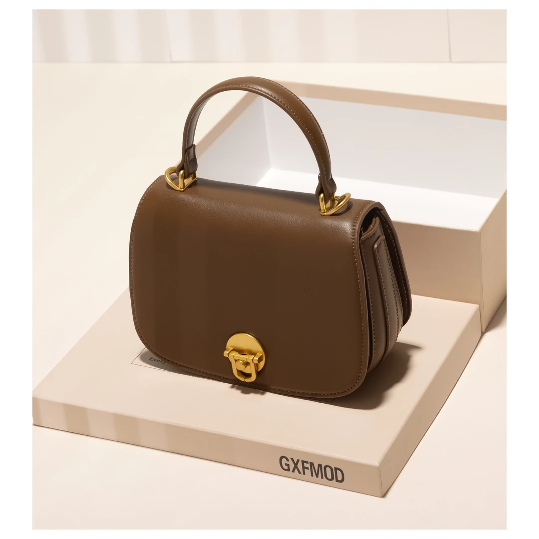 GXFMOD原创设计通勤小方包2025秋冬流行女包时尚单肩斜挎手提包包