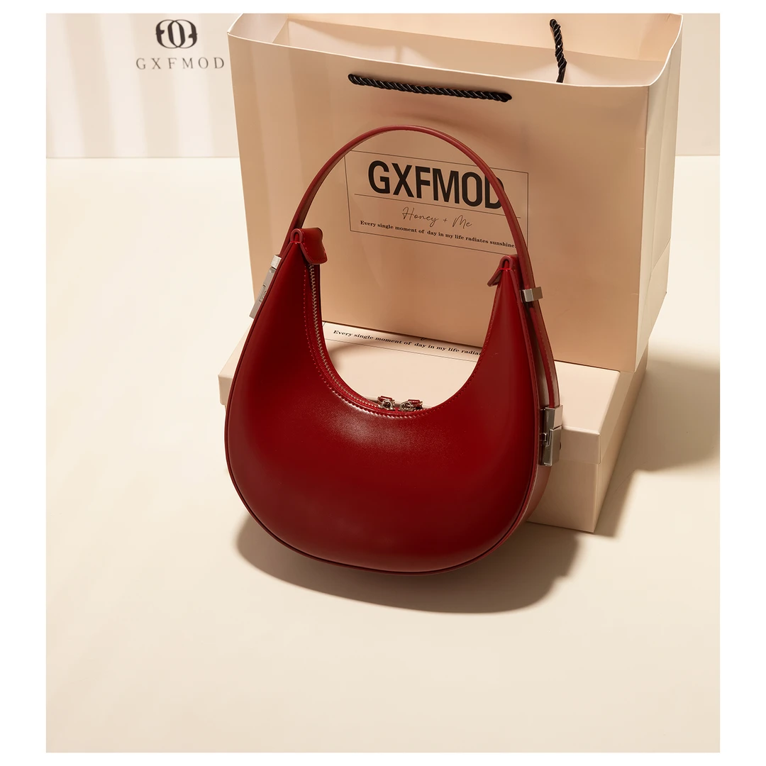 GXFMOD红色婚包女复古牛皮新娘结婚包2023新款流行腋下通勤法棍包