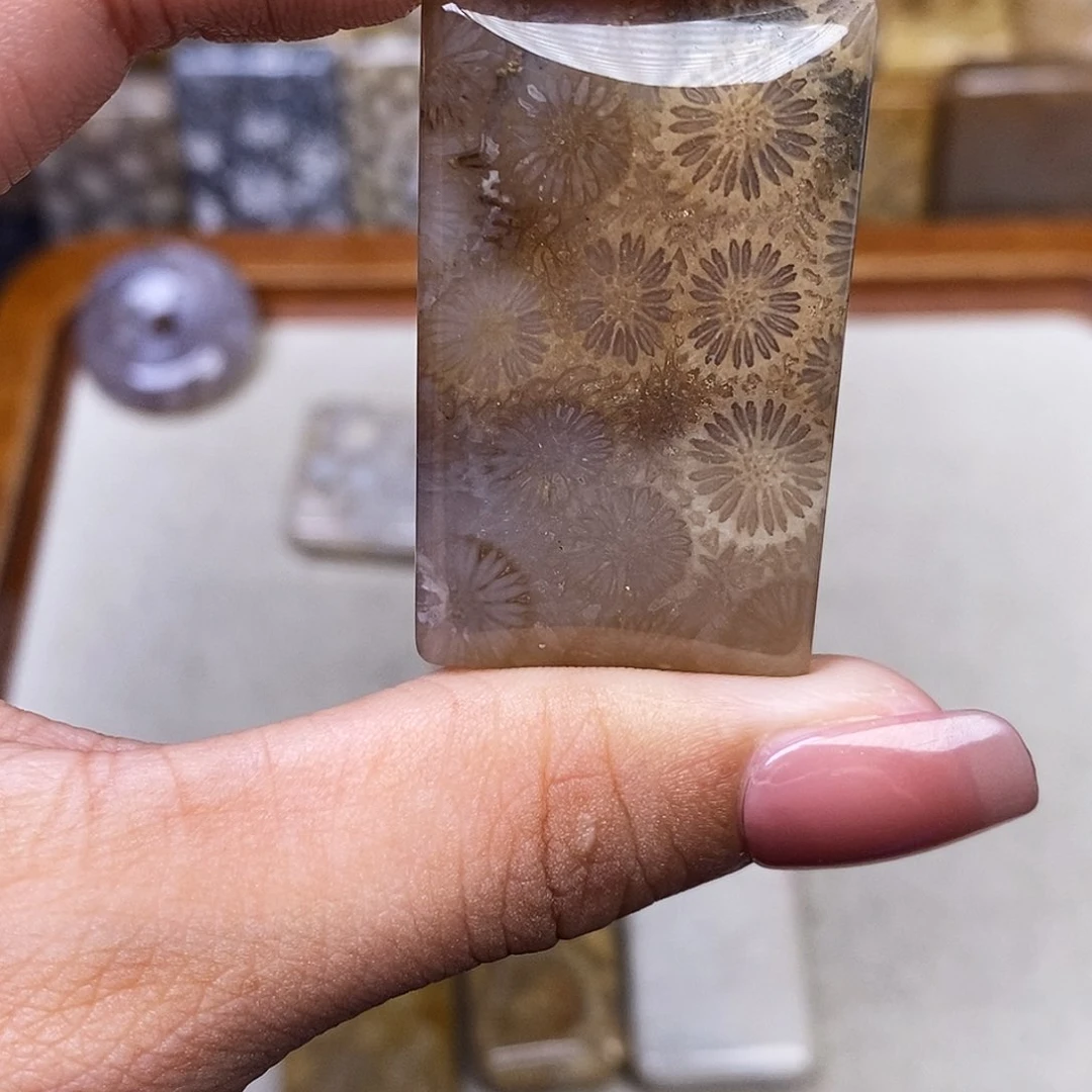 硅化玉颈饰合金八*硬