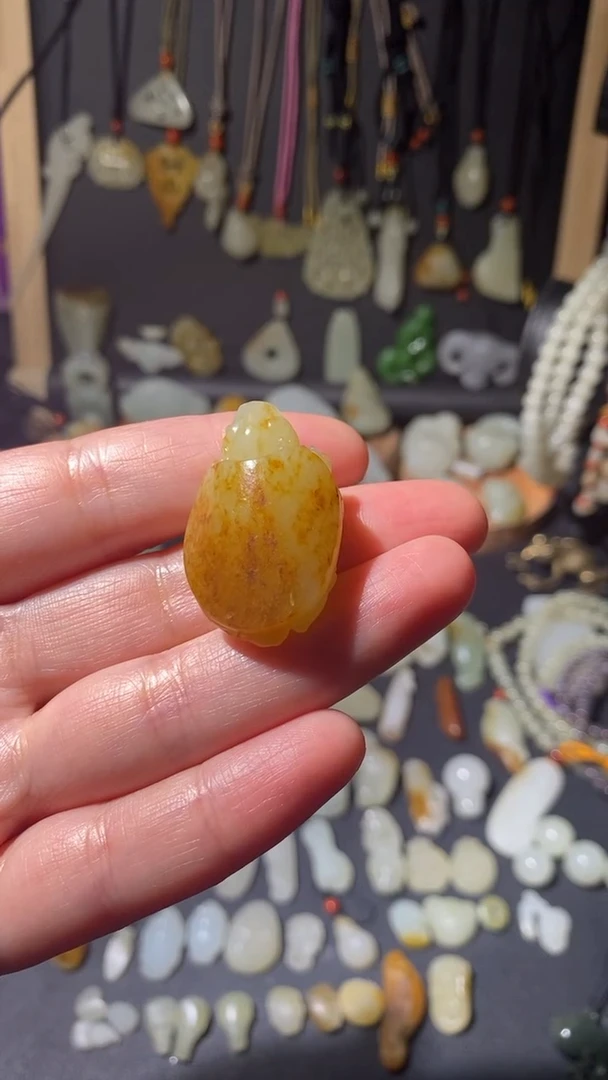 【闪购商品】和田玉颈饰未镶嵌玉件