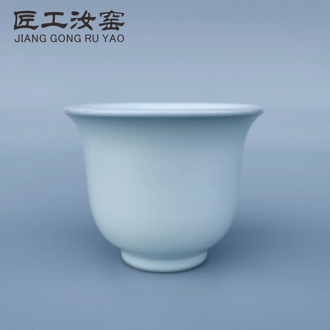 月白釉 钟式杯 主人杯 纯手工 手拉坯 支钉烧 原矿 汝瓷