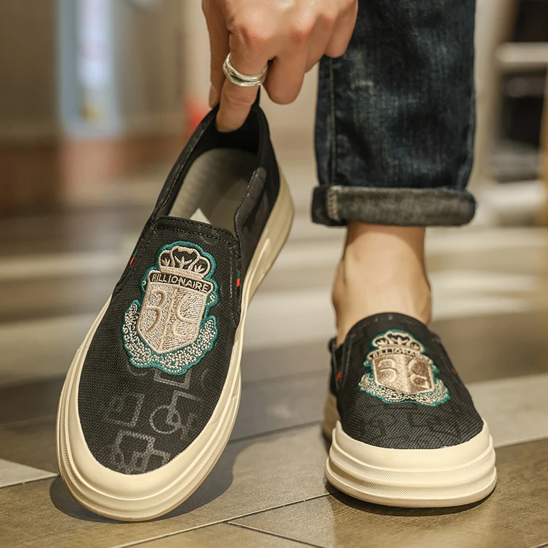 春夏季男鞋轻奢潮鞋布鞋透气一脚蹬男士百搭板鞋潮流男生男款鞋子