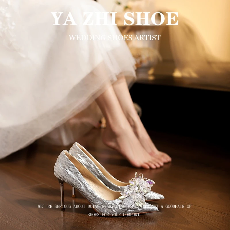 法式尖头浅口高跟鞋小众气质结婚鞋伴娘鞋轻奢高端性感宴会细跟鞋