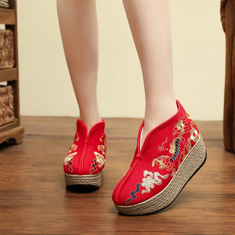 三代鞋底 【汉诺依】1618-202厚底金貂绒国风贵妇古风国潮复古