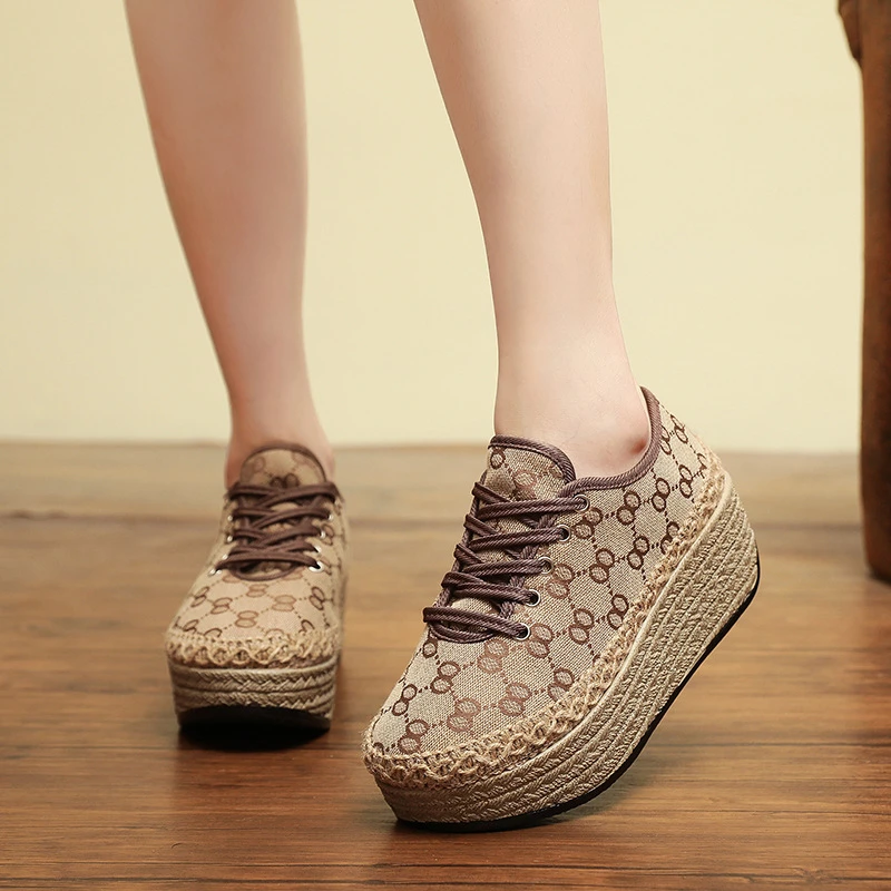 四代汉诺依]1618-37新款民族风网红厚底小个子百搭时尚布鞋女潮鞋