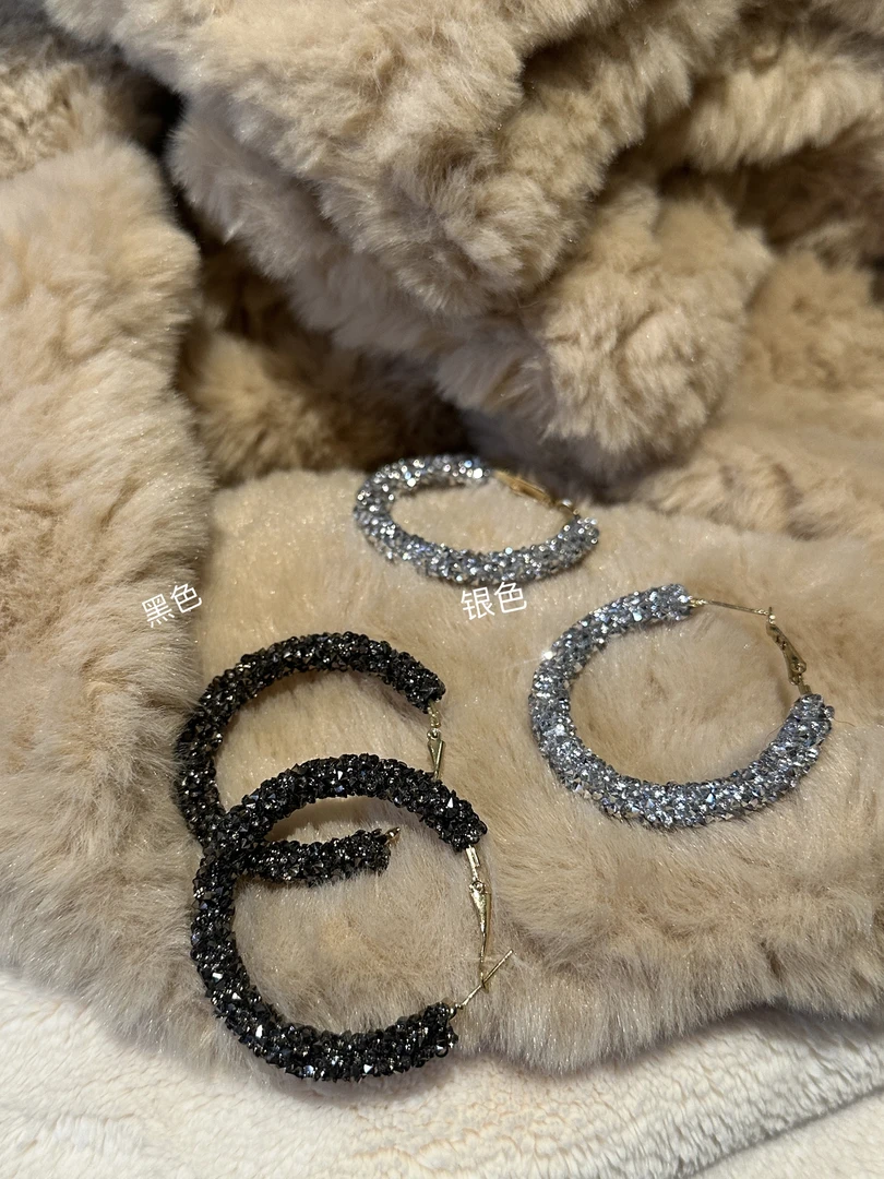 合金仿水晶耳饰 高级感超闪弧形耳环前后两戴耳钉气质冷淡风耳饰