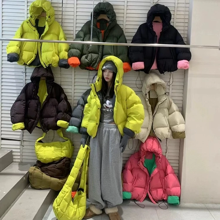 韩版连帽撞色设计感羽绒服女短款2024年冬季新款加厚潮流面包外套