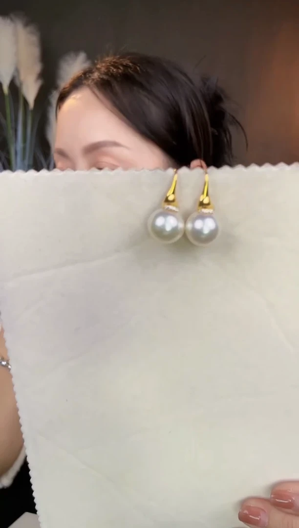 【闪购商品】海水珍珠耳环18K金镶嵌13-14mm澳白