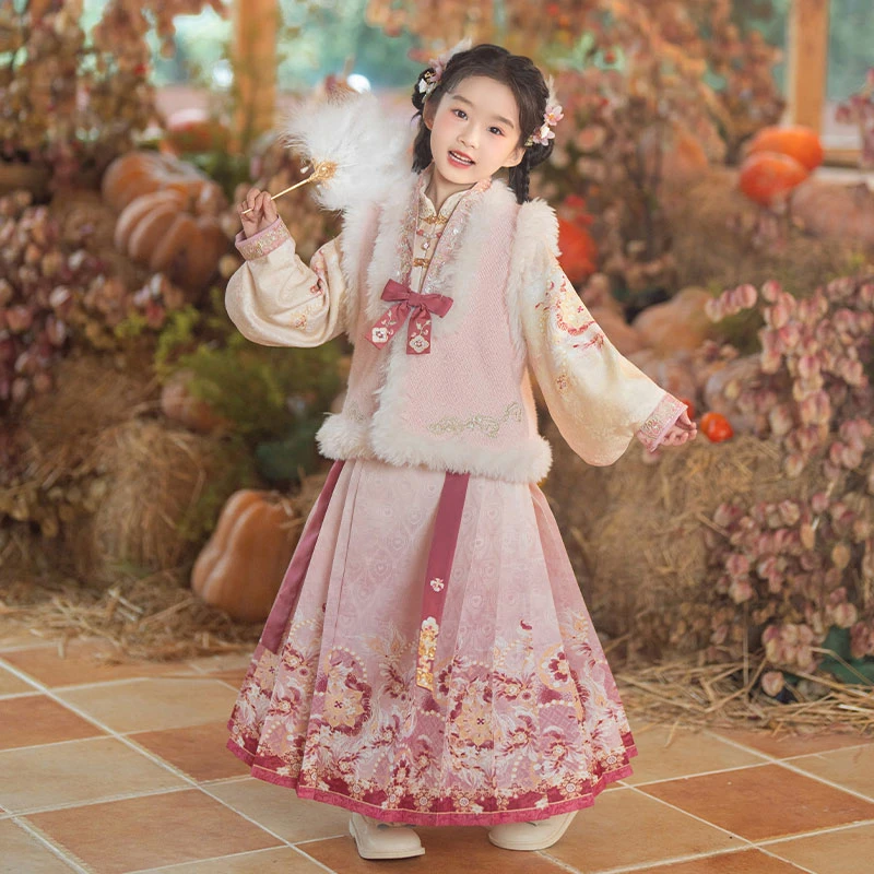 十三余童装[凤羽花意]中国风冬季明制粉色汉服套装女童