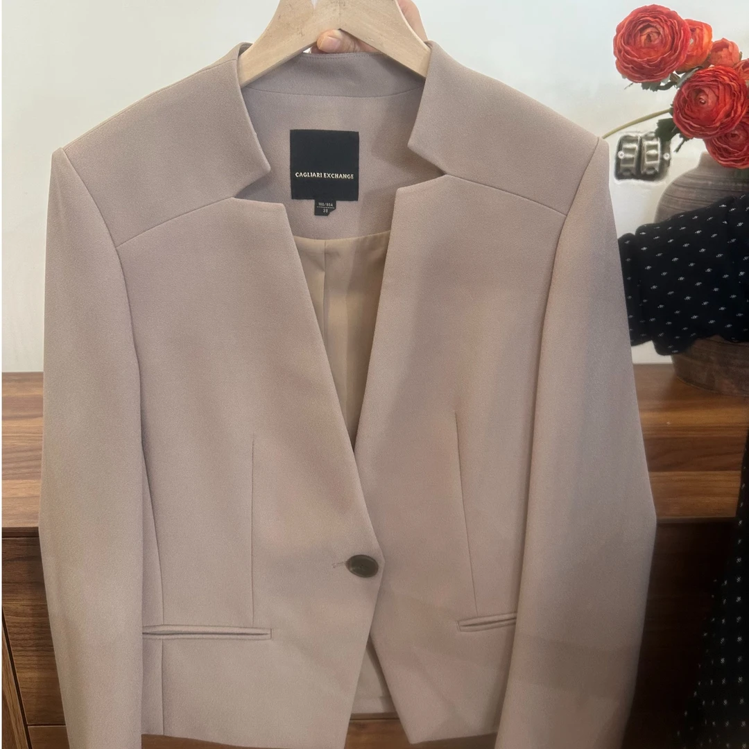 K011卡利*里品质高端女装3276