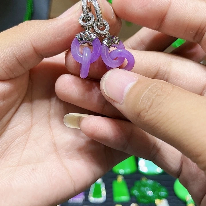 翡翠耳饰未镶嵌耳饰